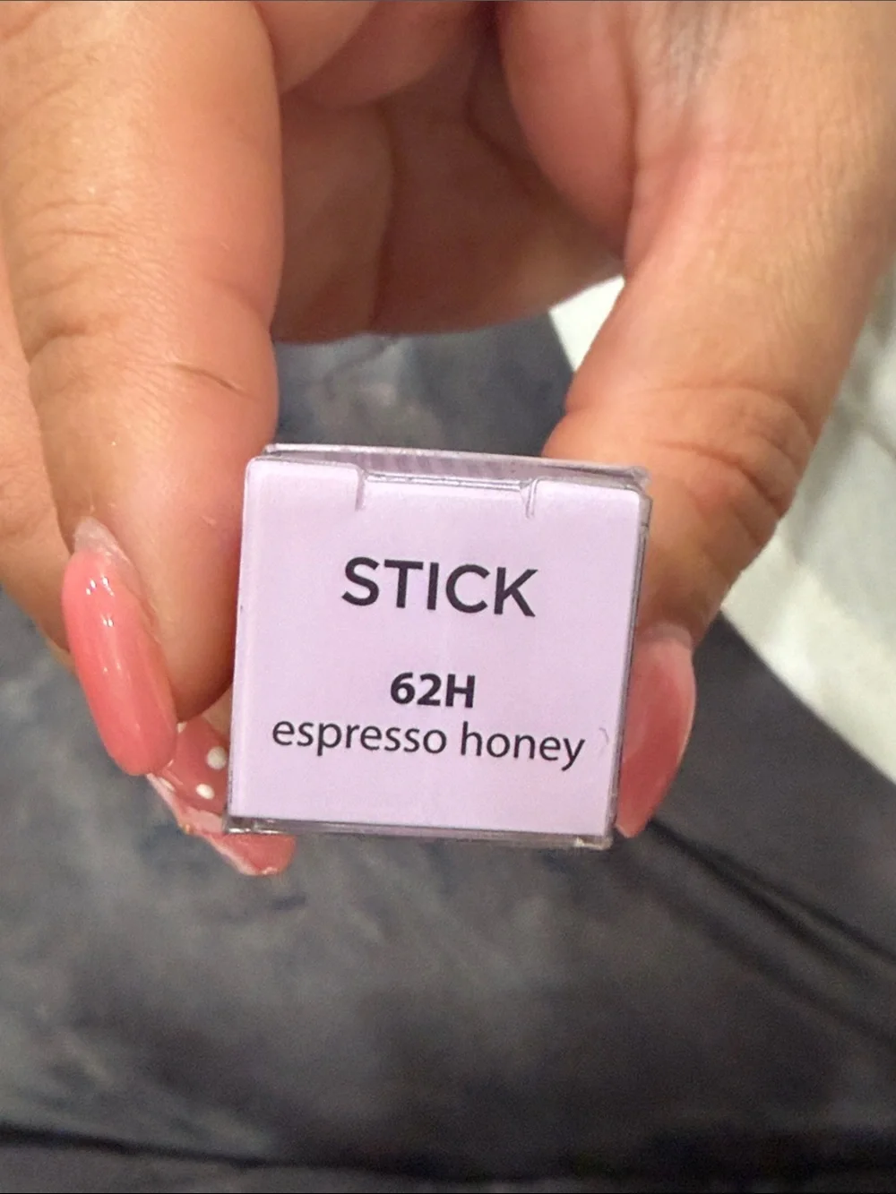 New shape tape™ blur concealer stick - espresso honey 62H